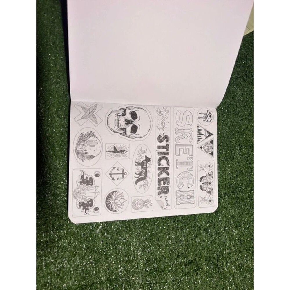 Sketch book bundle - Picture 2 of 4